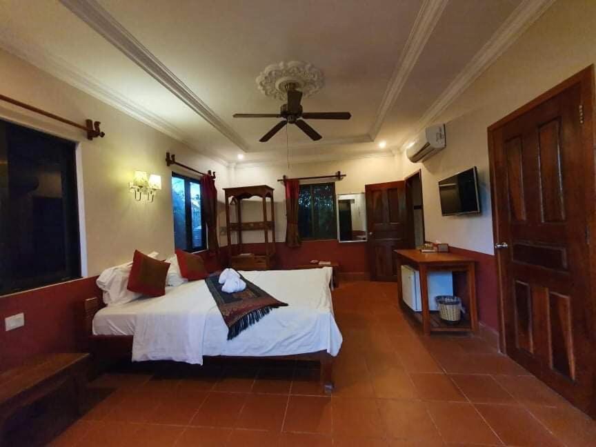 Phoumrumduol Bungalow Кампот Екстериор снимка